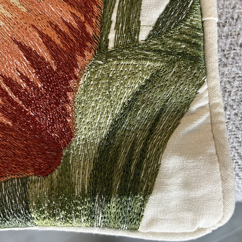 Tommy Bahama embroidered floral tropical pillow cover 100% cotton hibiscus 16x16 - Picture 3 of 12